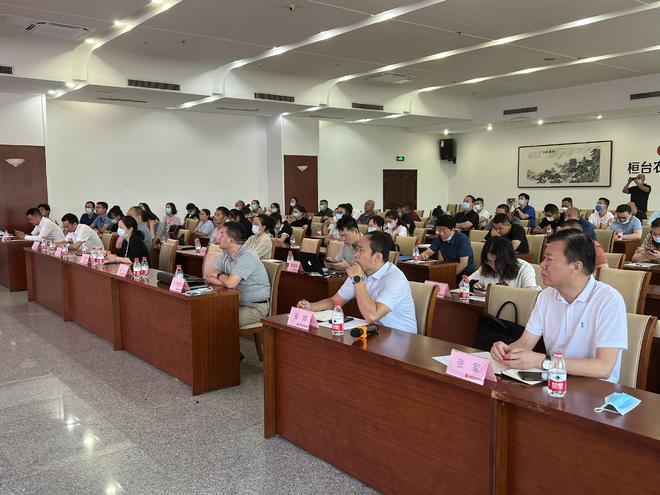 山東淄博桓臺(tái)縣優(yōu)質(zhì)中小企業(yè)政策宣貫會(huì)議順利召開(kāi)，精準(zhǔn)服務(wù)賦能企業(yè)成長(zhǎng)